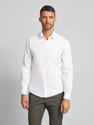 Koszula casualowa o kroju slim fit z kołnierzykiem typu kent lindbergh Złamany biały