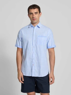 Koszula casualowa regular fit z kołnierzykiem typu kent Christian Berg Men
