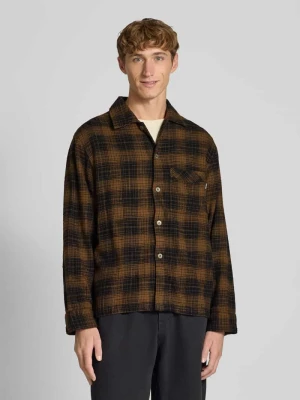 Koszula casualowa regular fit z kołnierzykiem typu kent REVIEW