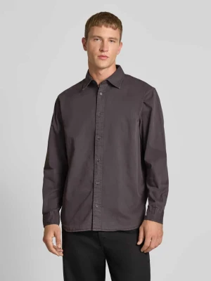 Koszula casualowa z kołnierzykiem typu kent model ‘CHARGE’ jack & jones