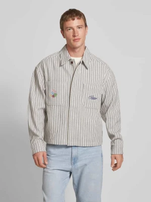 Koszula casualowa z kołnierzykiem typu kent PROHIBITED