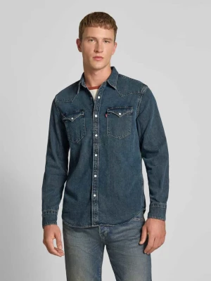 Koszula jeansowa o kroju regular fit z kieszeniami na piersi i detalem z logo Levi's®