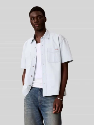 Koszula jeansowa z naszytymi kieszeniami na piersi Calvin Klein Jeans