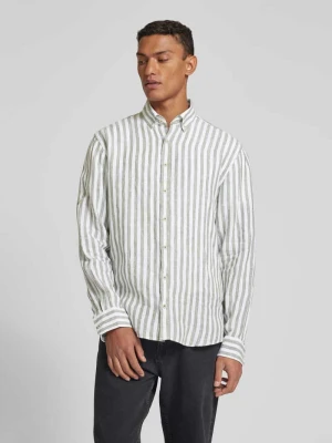 Koszula lniana o kroju modern fit z kołnierzykiem typu button down model ‘Dirk’ BRAX