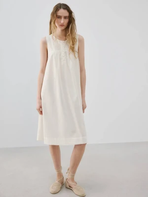 Koszula nocna z bawełny z haftem kość słoniowa - Kobieta - - MANGO