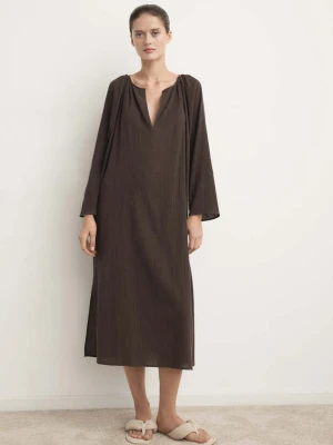 Koszula nocna z muślinu czekoladowy - Kobieta - - MANGO