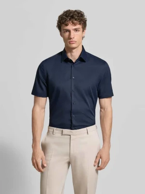 Koszula o kroju slim fit biznes z kołnierzykiem typu kent Jake*s