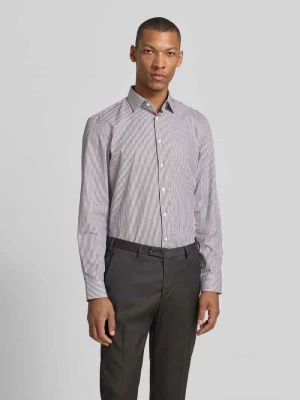 Koszula o kroju slim fit biznes z kołnierzykiem typu kent Jake*s