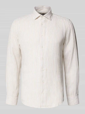 Koszula o kroju slim fit biznes z kołnierzykiem typu kent seidensticker