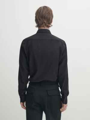 Koszula O Kroju Slim Z Miękkiego W Dotyku Diagonalu - Granatowy - - Massimo Dutti - Mężczyzna