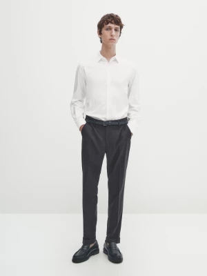 Koszula O Kroju Slim Ze Strukturalnej Tkaniny Łatwej Do Prasowania - Biały - - Massimo Dutti - Mężczyzna