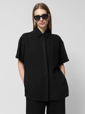Koszula oversize z krótkim rękawem z wiskozą damska Outhorn - czarna
