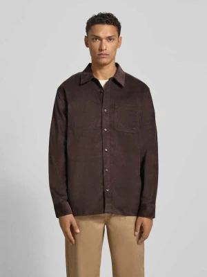 Koszula sztruksowa o kroju easy fit z kieszeniami na piersi Calvin Klein Jeans