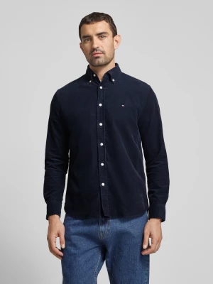 Koszula sztruksowa o kroju regular fit z kołnierzykiem typu button down model ‘SOLID’ Tommy Hilfiger