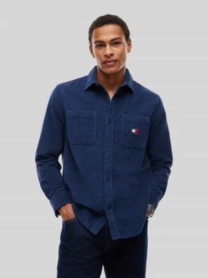 Koszula sztruksowa o kroju regular fit z naszywką z logo Tommy Jeans Ciemnoniebieski
