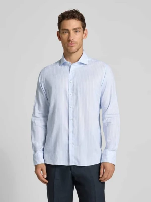 Koszula w kroju regular fit do biznesu z kołnierzykiem typu kent Eterna