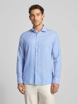 Koszula w kroju regular fit do biznesu z kołnierzykiem typu kent Eterna