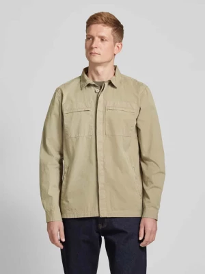 Koszula wierzchnia o kroju regular fit z wykładanym kołnierzem model ‘CASTLEBAY’ Barbour