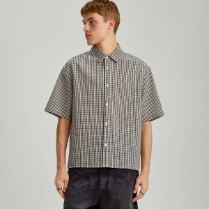 Koszula z krótkim rękawem w biało-czarną drobną kratkę House