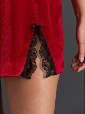 Koszulka nocna aksamitna bonprix