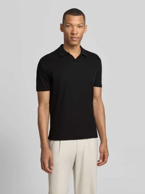 Koszulka polo o kroju nowoczesnym z kołnierzykiem polo i detalem z logo MARKUP