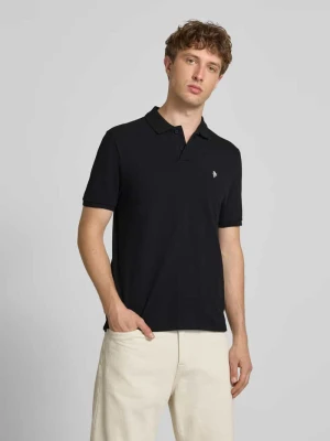Koszulka polo o kroju nowoczesnym z wyhaftowanym logo REVIEW Czarny