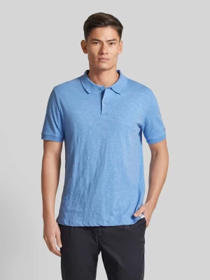 Koszulka polo o kroju regular fit w jednolitym kolorze FYNCH-HATTON