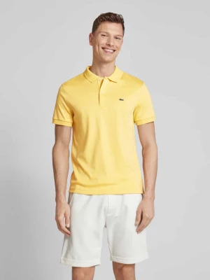 Koszulka polo o kroju regular fit w jednolitym kolorze Lacoste