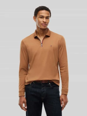 koszulka polo o kroju regular fit z czystej bawełny model 'LIQUID' Tommy Hilfiger Camel