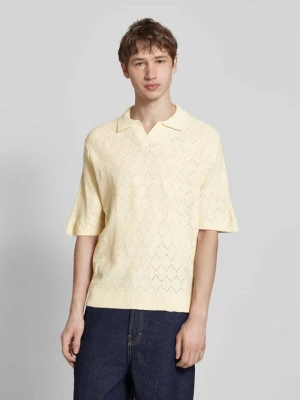 Koszulka polo o kroju regular fit z dekoltem w serek model ‘Aron’ Redefined Rebel