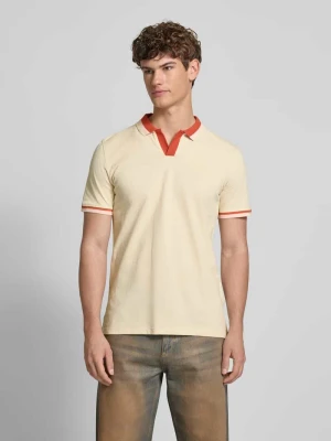 Koszulka polo o kroju regular fit z dekoltem w serek model ‘Evo’ Blend