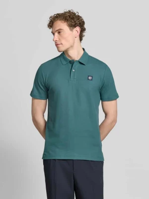 Koszulka polo o kroju regular fit z detalem z logo i listwą guzikową Lerros
