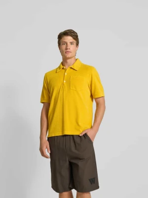 Koszulka polo o kroju regular fit z kieszenią na piersi Closed Jasnożółty