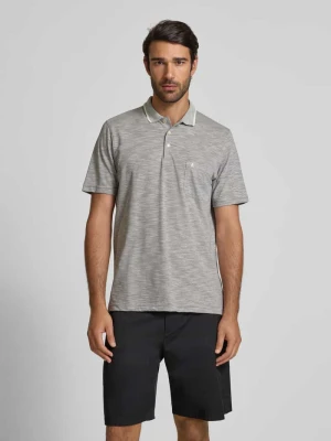 Koszulka polo o kroju regular fit z kieszenią na piersi RAGMAN