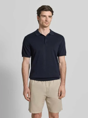 koszulka polo o kroju regular fit z listwą guzikową model 'BELLS' casual friday