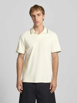 Koszulka polo o kroju regular fit z mieszanki bawełny model 'TOMON' Only & Sons Złamany biały