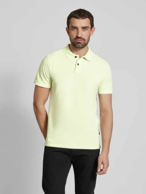 Koszulka polo o kroju regular fit z wyhaftowanym logo camel active