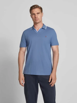 Koszulka polo o kroju regular fit z wyhaftowanym logo i kołnierzykiem polo Christian Berg Men