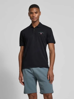 Koszulka polo o kroju regular fit z wyhaftowanym logo model ‘elbas’ Napapijri Czarny