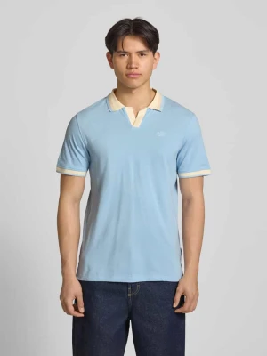 koszulka polo o kroju regular fit z wyhaftowanym logo model 'EVO' Blend Jasnoniebieski