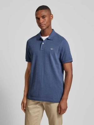 Koszulka polo o kroju regular fit z wyhaftowanym logo model ‘SHIELD’ Gant