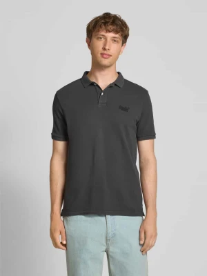 Koszulka polo o kroju regular fit z wyhaftowanym logo Superdry