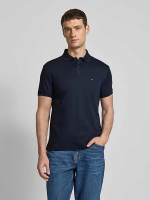 Koszulka polo o kroju regular fit z wyhaftowanym logo Tommy Hilfiger