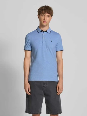 Koszulka polo o kroju slim fit z wyhaftowanym logo model ‘PAULOS’ jack & jones
