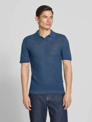 Koszulka polo o kroju slim fit z żywej wełny z fakturowanym wzorem maerz muenchen