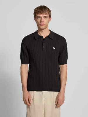 Koszulka polo o kroju slim fit ze ściegiem warkoczowym REVIEW