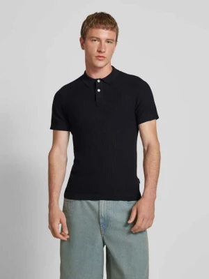 Koszulka polo o kroju super skinny fit z fakturowanym wzorem model ‘AIDEN’ Blend