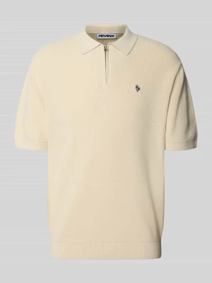 Koszulka polo o pudełkowym kroju z wyhaftowanym logo REVIEW