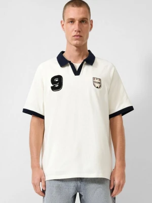Koszulka polo Relaxed Fit z artystycznym nadrukiem QS kremowy