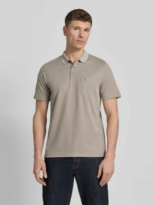 Koszulka polo w kroju regular fit z listwą guzikową i kieszenią na piersi RAGMAN